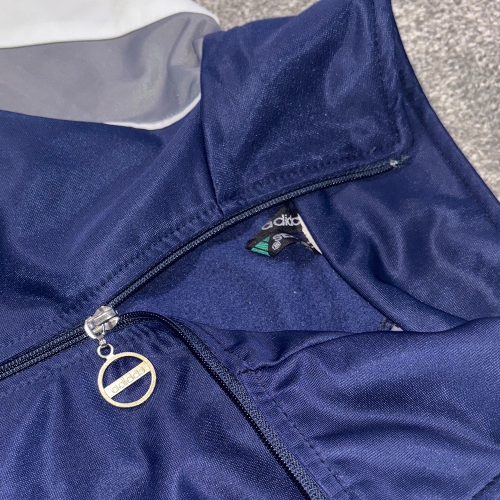90’s Adidas Navy and Light Gray Windbreaker Track Suit Zip-Up Jacket - Picture 2 of 5